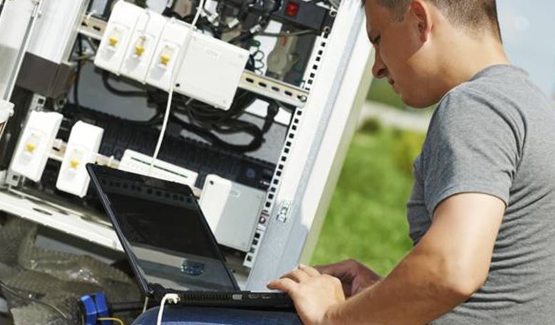 installateur-trice-en-telecoms